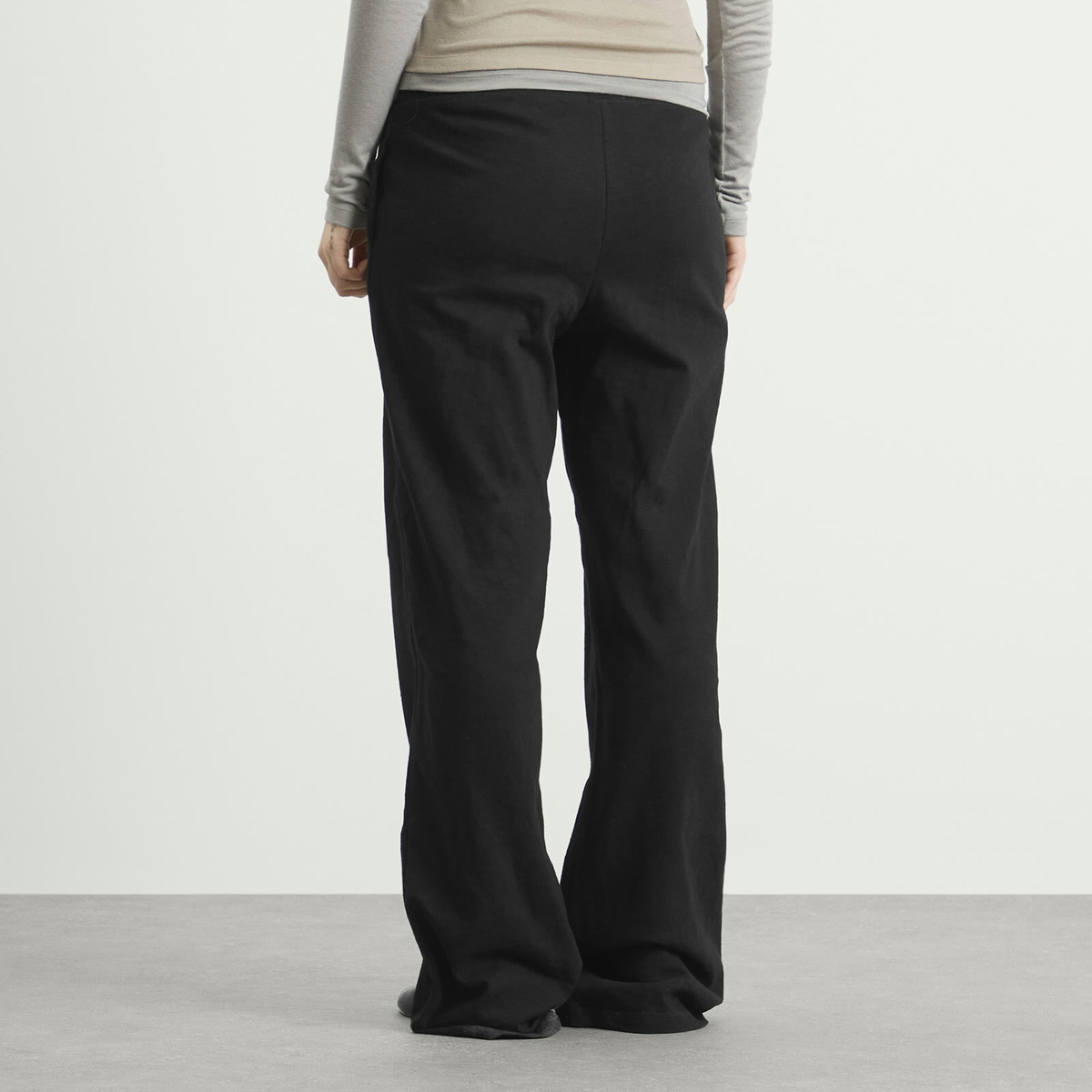 Entire Studios Women's Lowrise Pants in Black