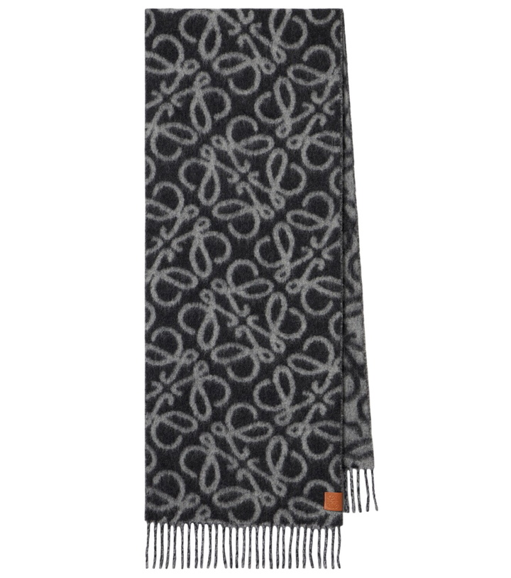 Photo: Loewe Anagram alpaca and wool-blend scarf