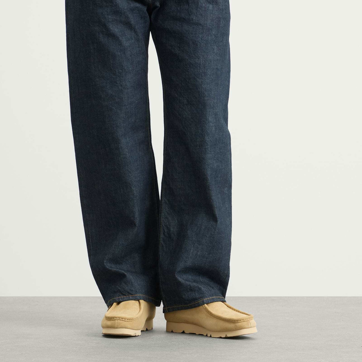 Clarks Originals Men's Wallabee GTX in Maple Suede