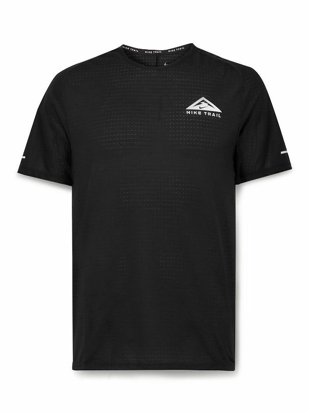 Photo: Nike Running - Trail Solar Chase Dri-FIT Mesh T-Shirt - Black