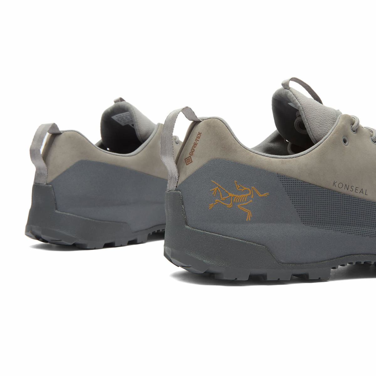 Arc'teryx Men's Konseal Gore-Tex Sneakers in Void/Cloud