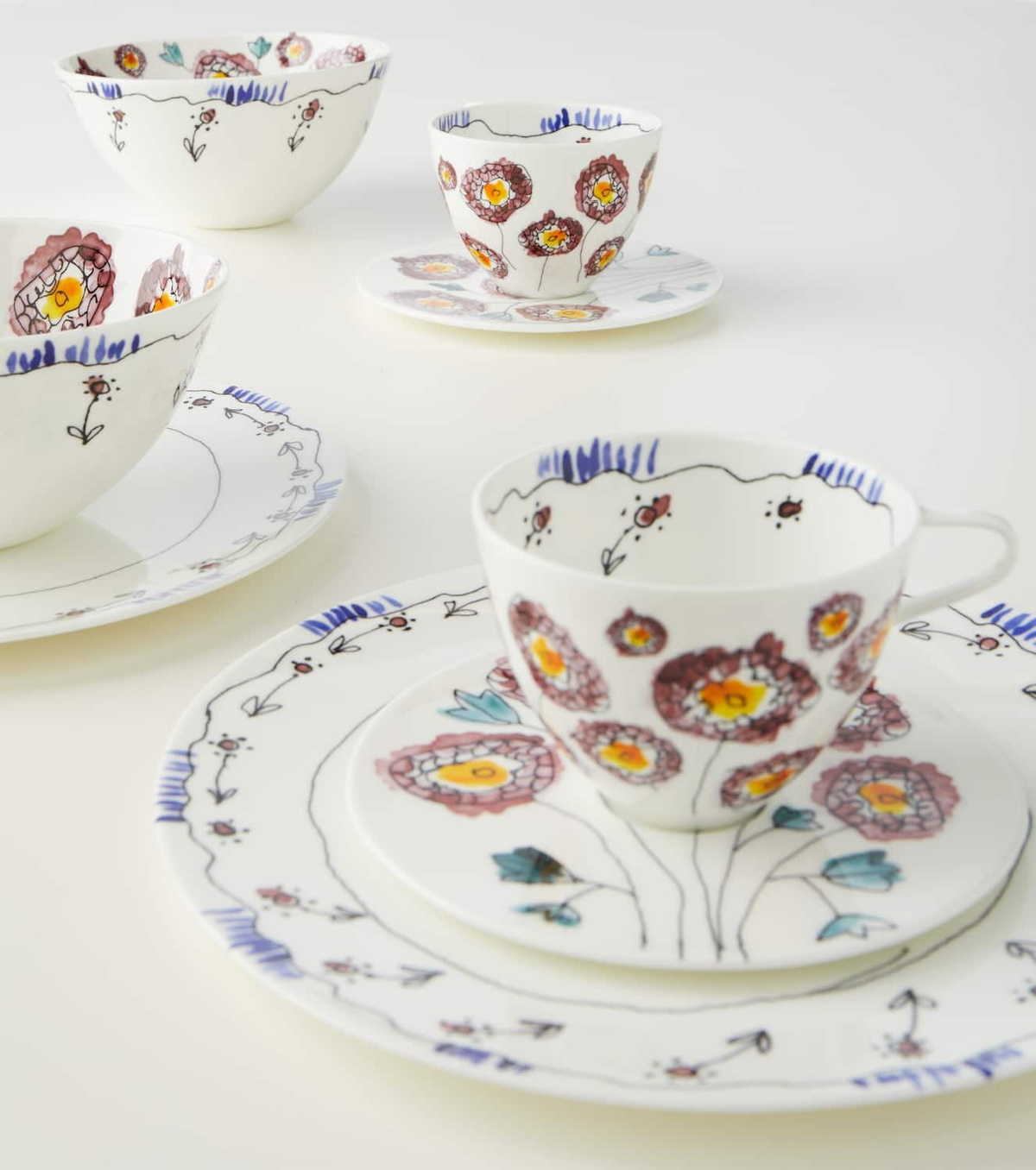 Serax Anemone Milk porcelain breakfast set