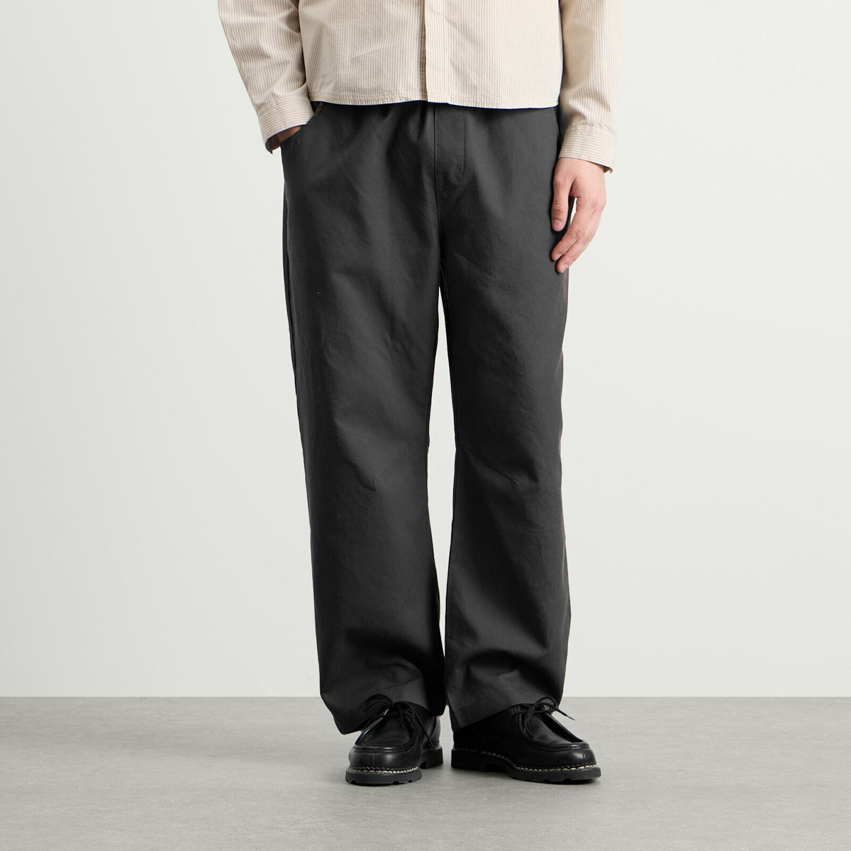 Bound Men's Porto Cotton Trousers in Charcoal