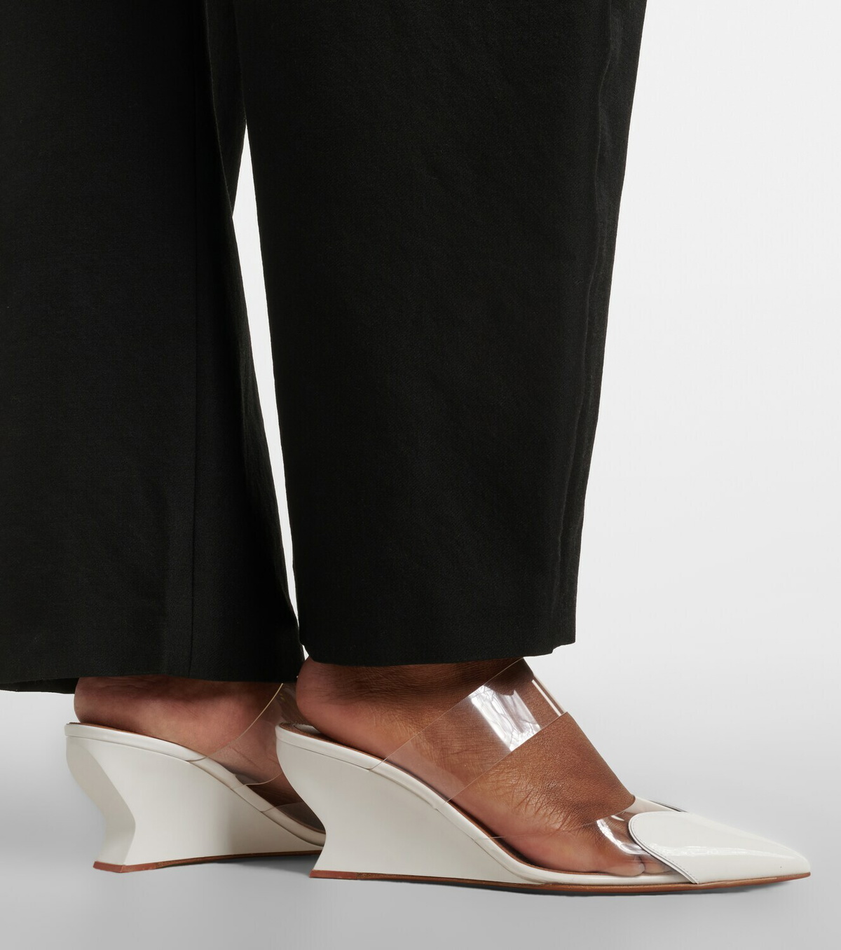 Alaïa Le Coeur patent leather wedge mules