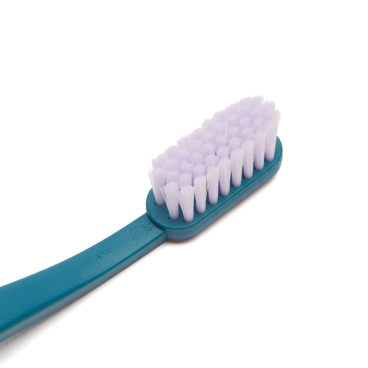 HAY Tann Toothbrush in Ocean Blue/Lavender 