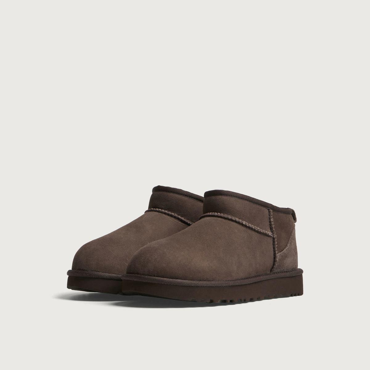 UGG Women's Classic Ultra Mini Boot in Dusted Cocoa