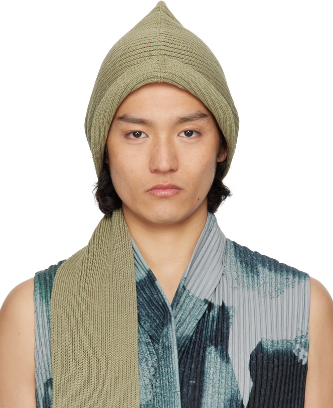 Photo: HOMME PLISSÉ ISSEY MIYAKE Khaki Beanie Scarf