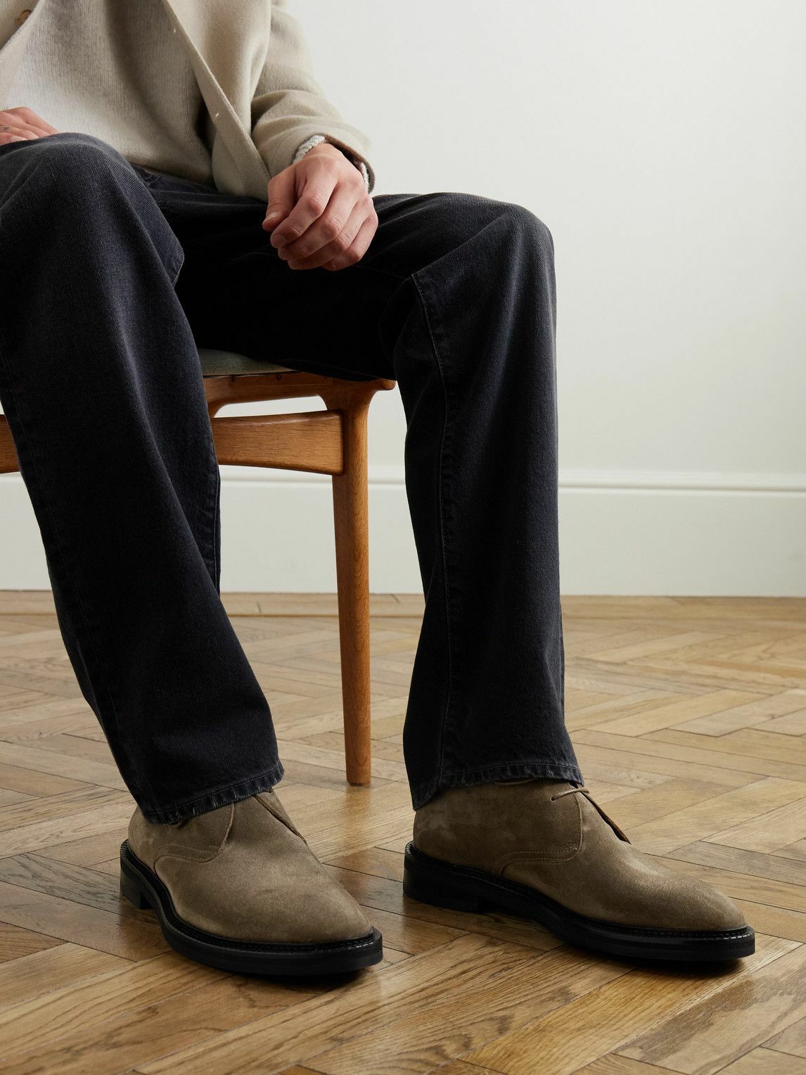 Mr P. - Lucien Suede Chukka Boots - Brown