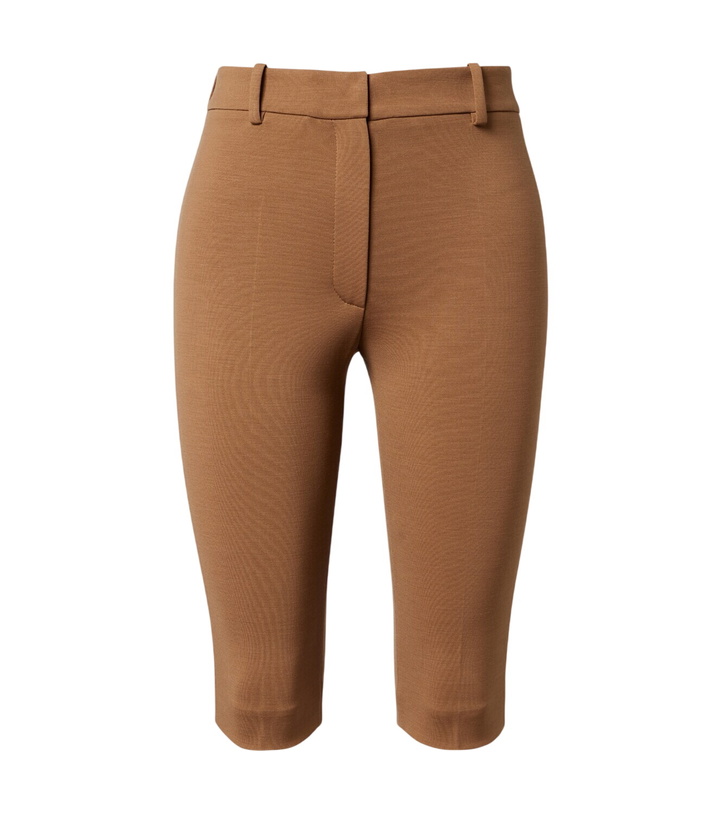 Photo: Magda Butrym Knitted capri pants