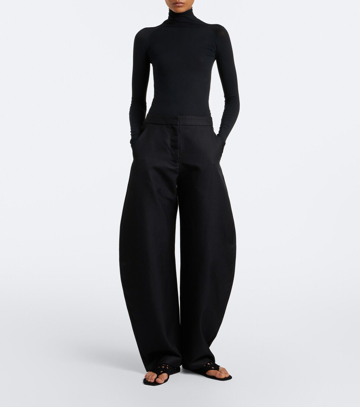 Alaïa Neo Vienne suede thong sandals