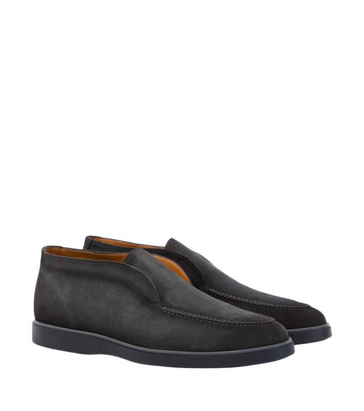 Photo: Magnanni Loda suede slip-on shoes