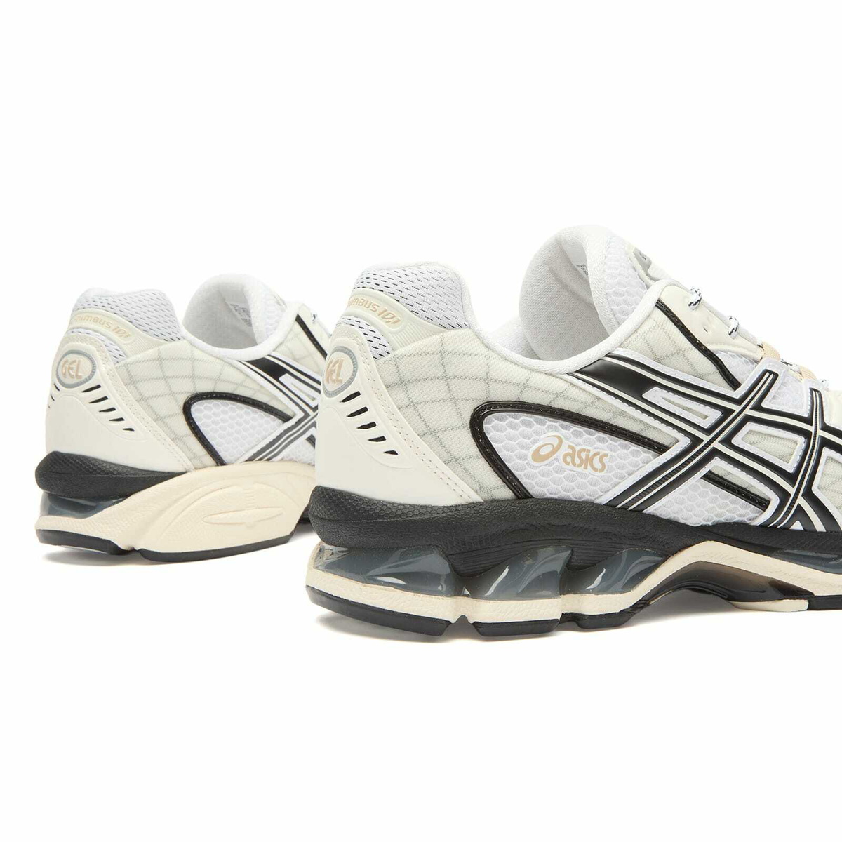 Asics Gel-Nimbus 10.1 Sneakers in White/Ivory