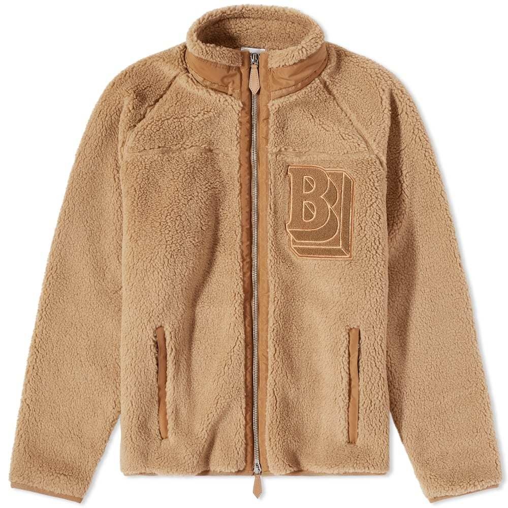 Instagram: Bella Hadid Wears Burberry Monogram Fleece Jacket - HADIDSCLOSET