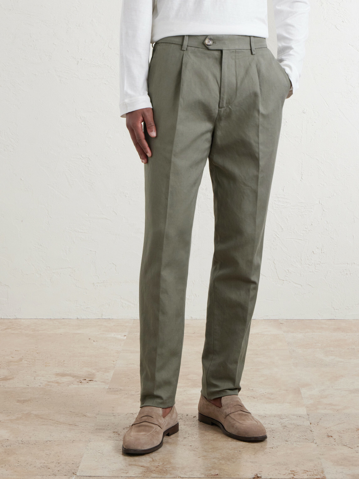 Brunello Cucinelli - Straight-Leg Pleated Cotton and Linen-Blend Trousers - Green