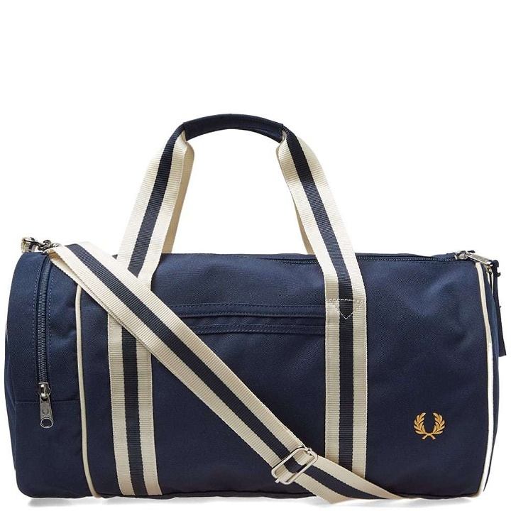 Photo: Fred Perry Twin Tipped Barrel Bag