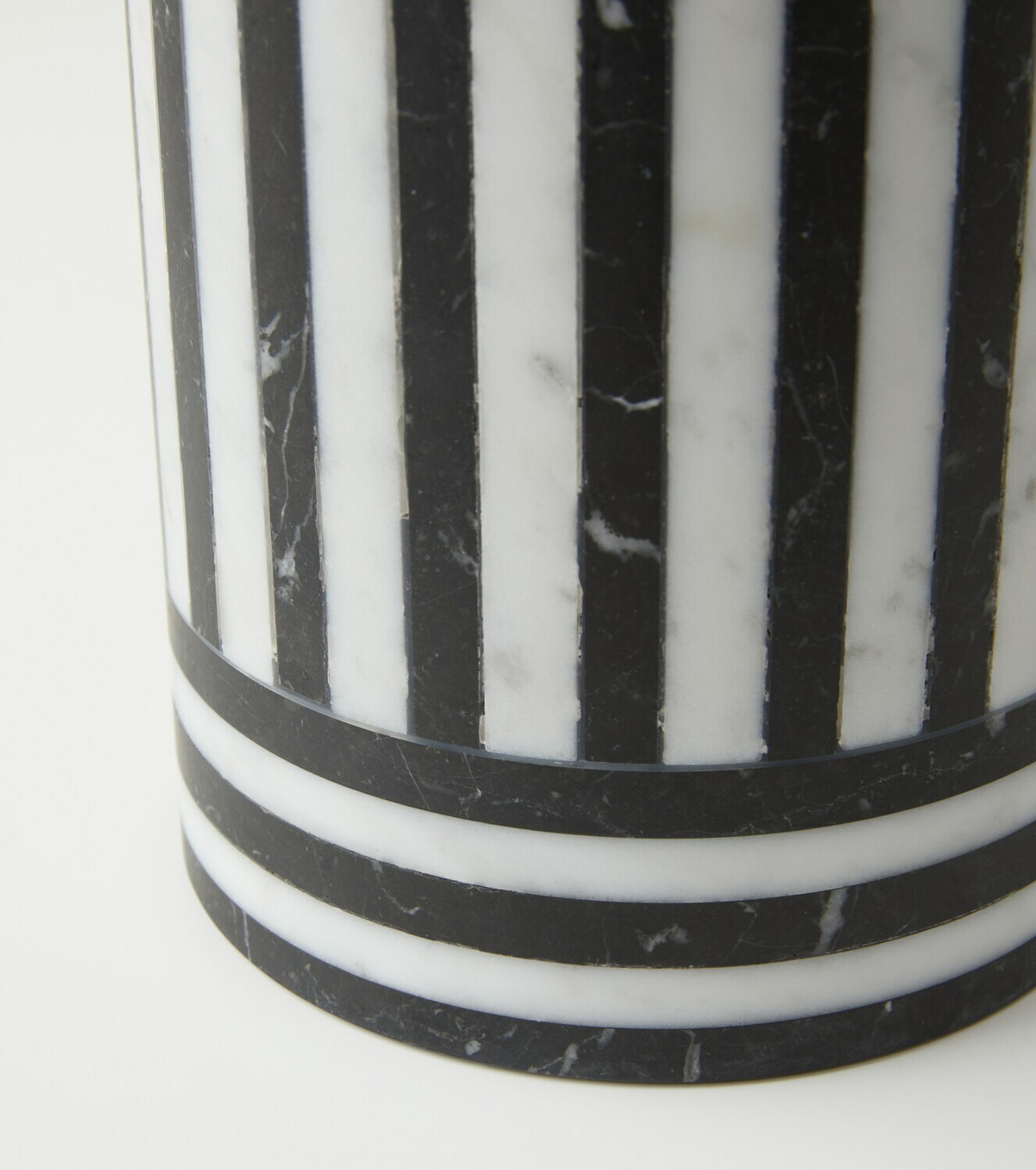Editions Milano - Bloom Vase 2