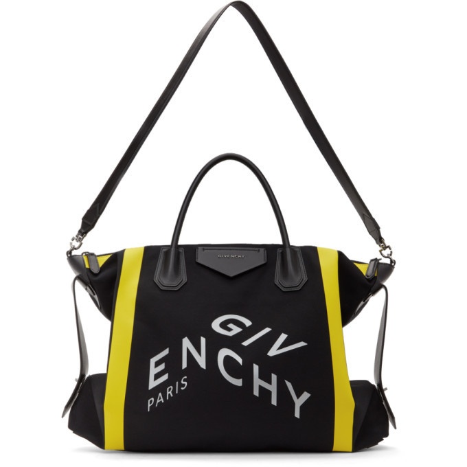 Photo: Givenchy Black Large Antigona Messenger bag