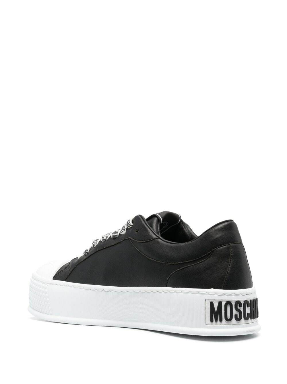 Moschino Sneakers  67501 con lacci