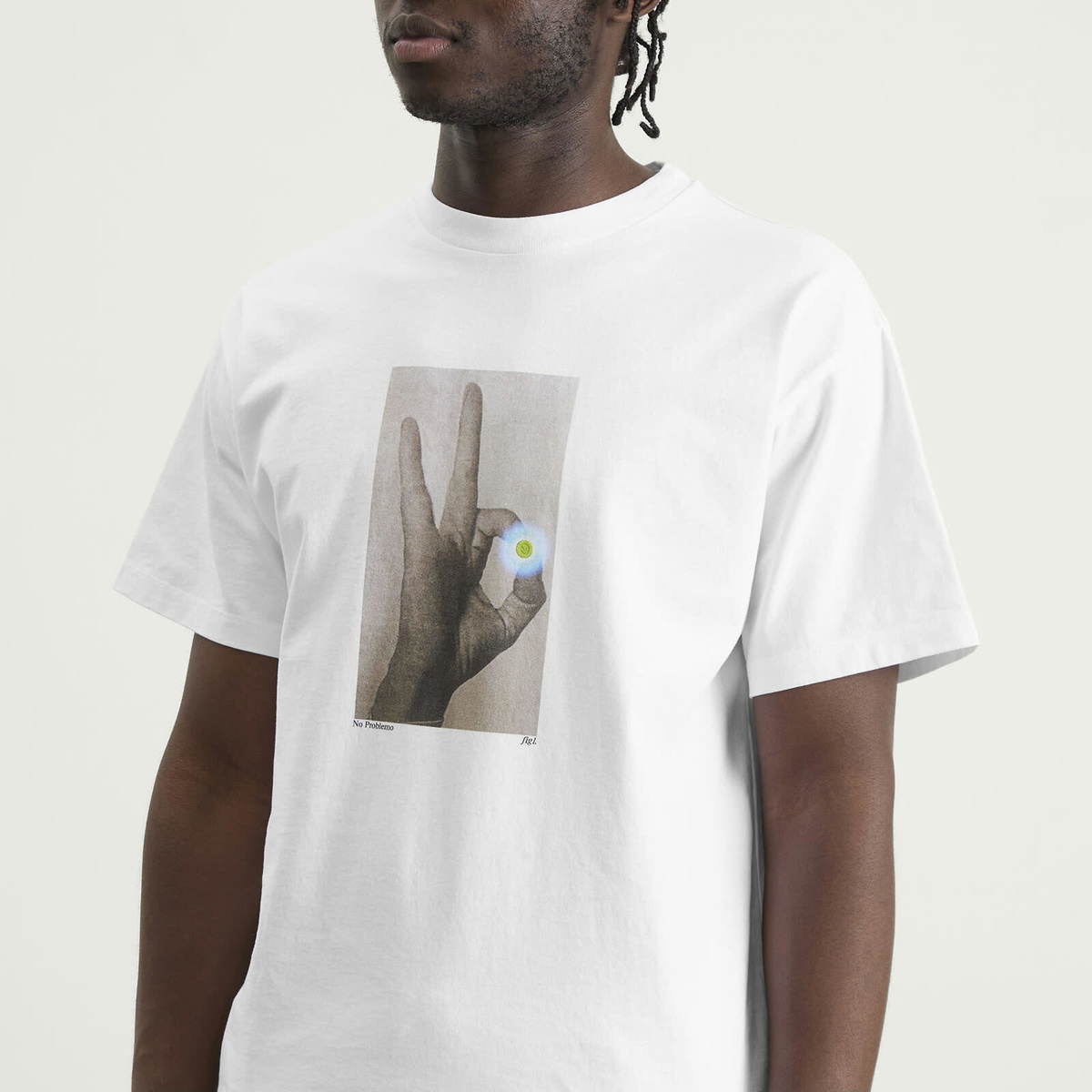 No Problemo Men's Pill T-Shirt in White