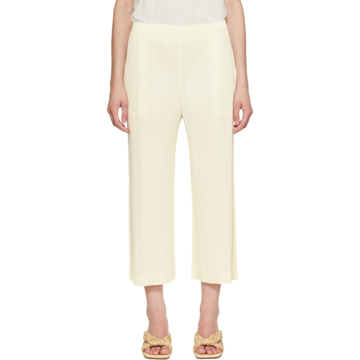 Photo: PLEATS PLEASE ISSEY MIYAKE Off-White Opaque Trousers