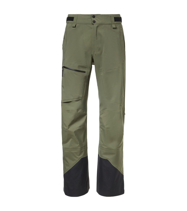 Photo: Peak Performance Alpine ski pants