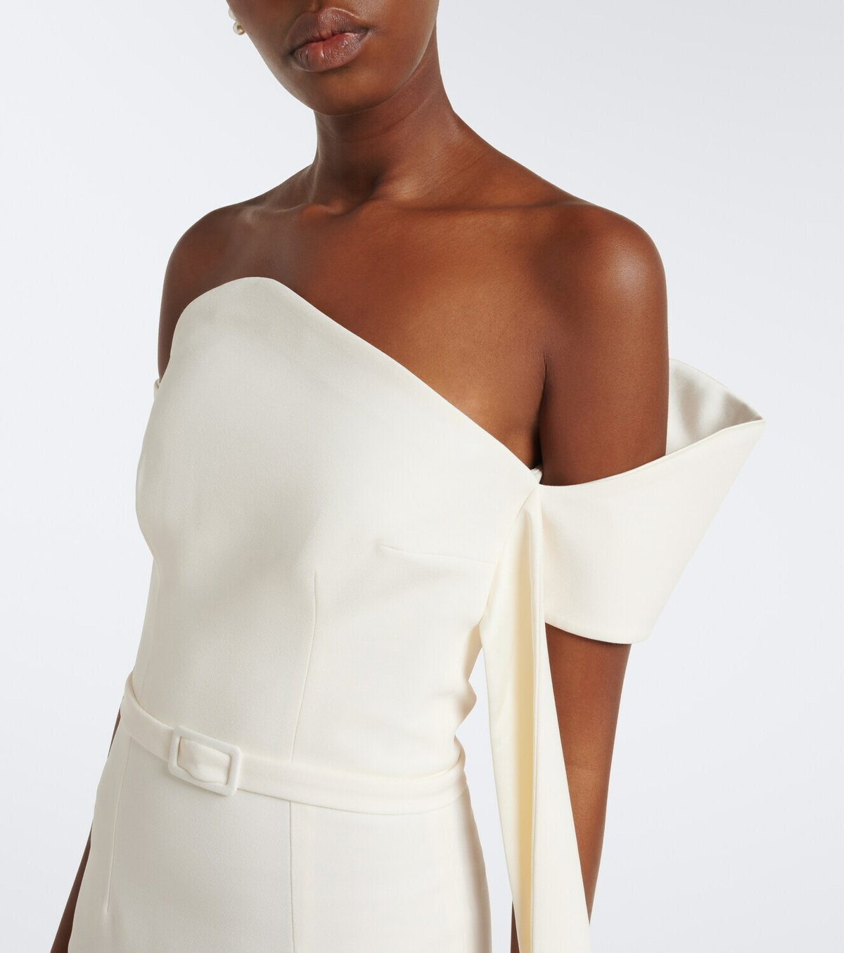 Safiyaa Bridal Giorgia crêpe gown