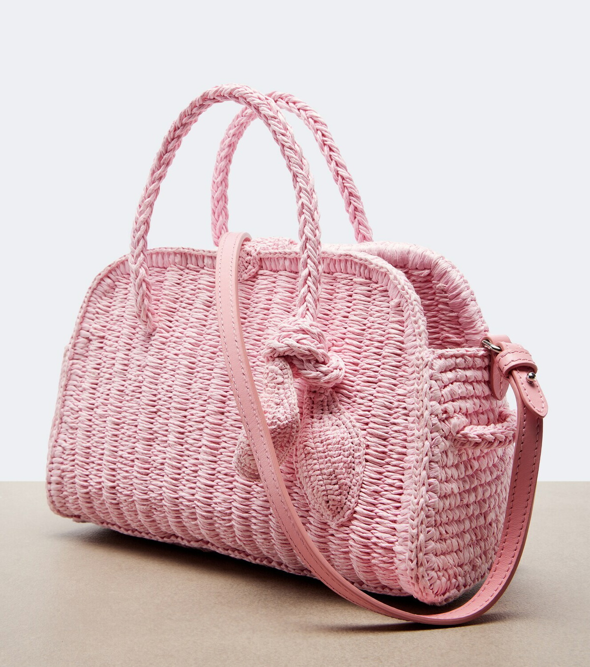 Jacquemus Turismo Small raffia-effect bowling bag