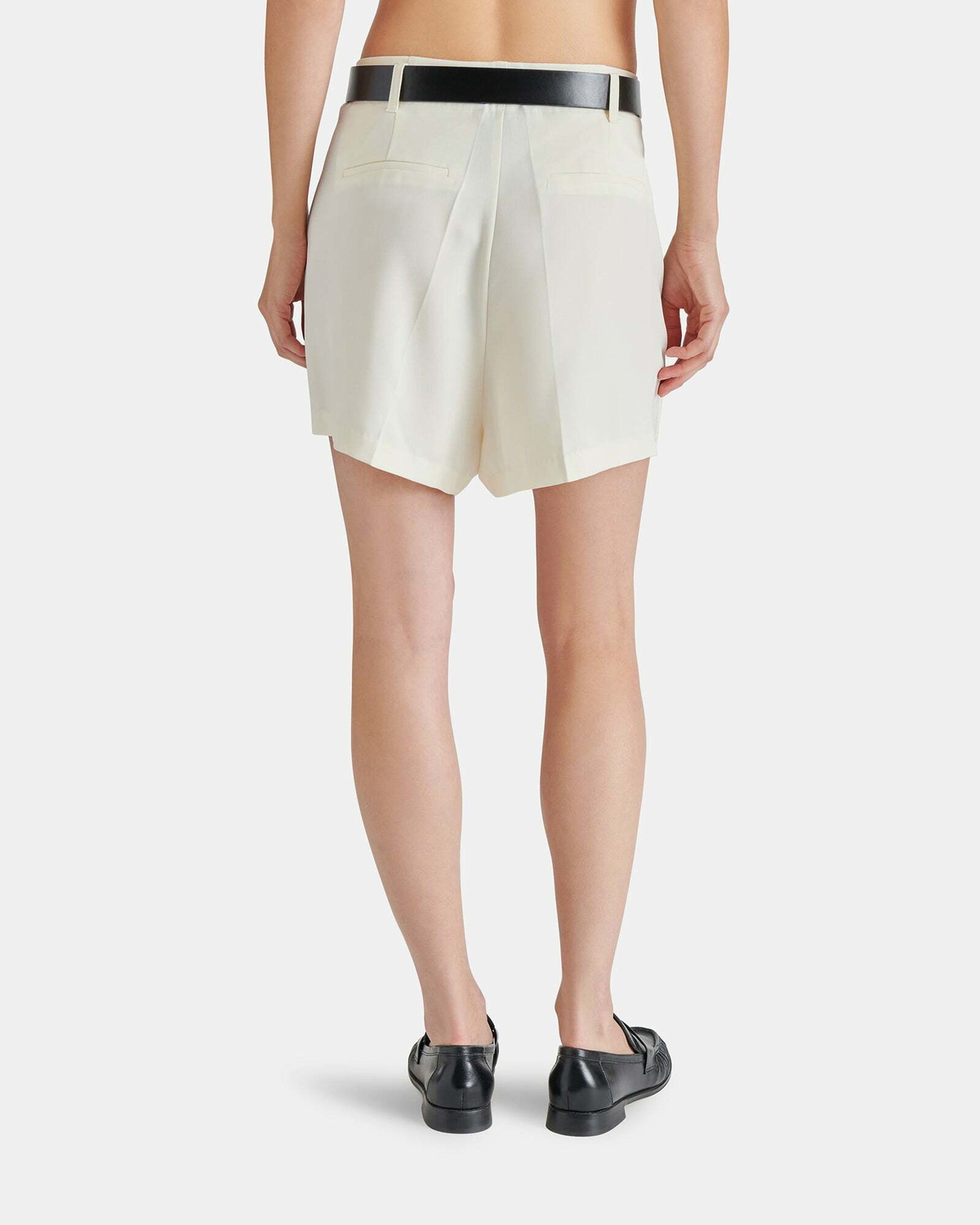 Steve Madden Ingrida Shorts in White