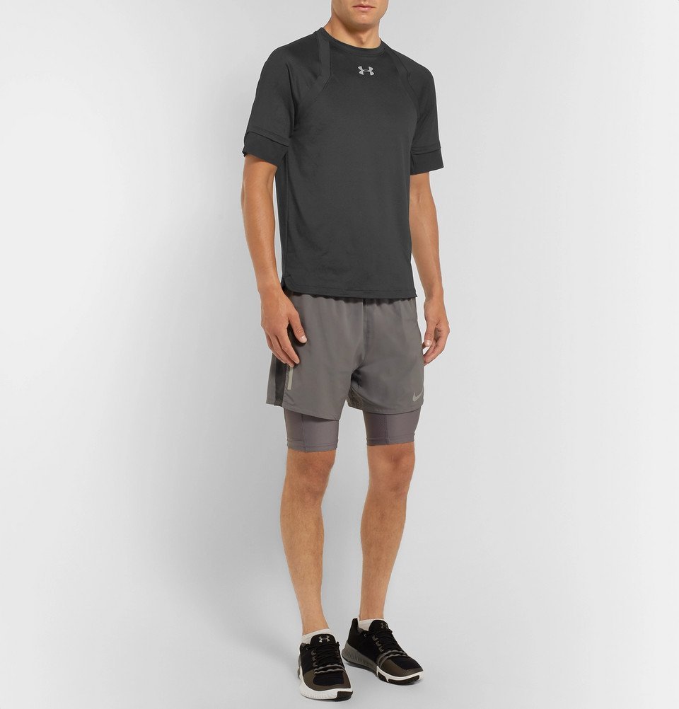 Under Armour - HexDelta HeatGear T-Shirt - Men - Black Under Armour