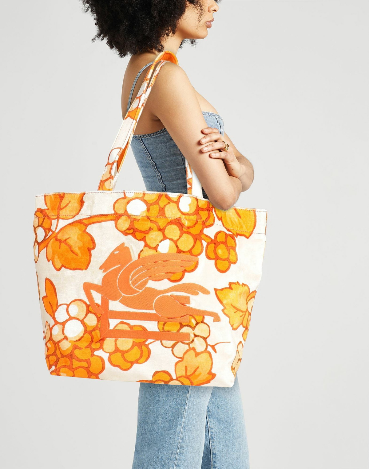 Etro Womens Shoulder bag in Orange