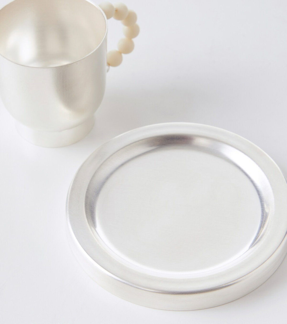 Natalia Criado Perlina teacup and saucer set
