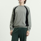 Umbro Men's Panelled Sweatshirt in Neutral Gray/Black/Brilliant White