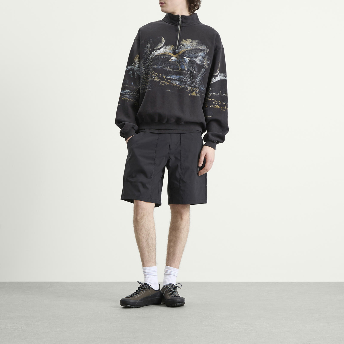 ROA Men's Fai Half Zip Sweatshirt in Washed Black