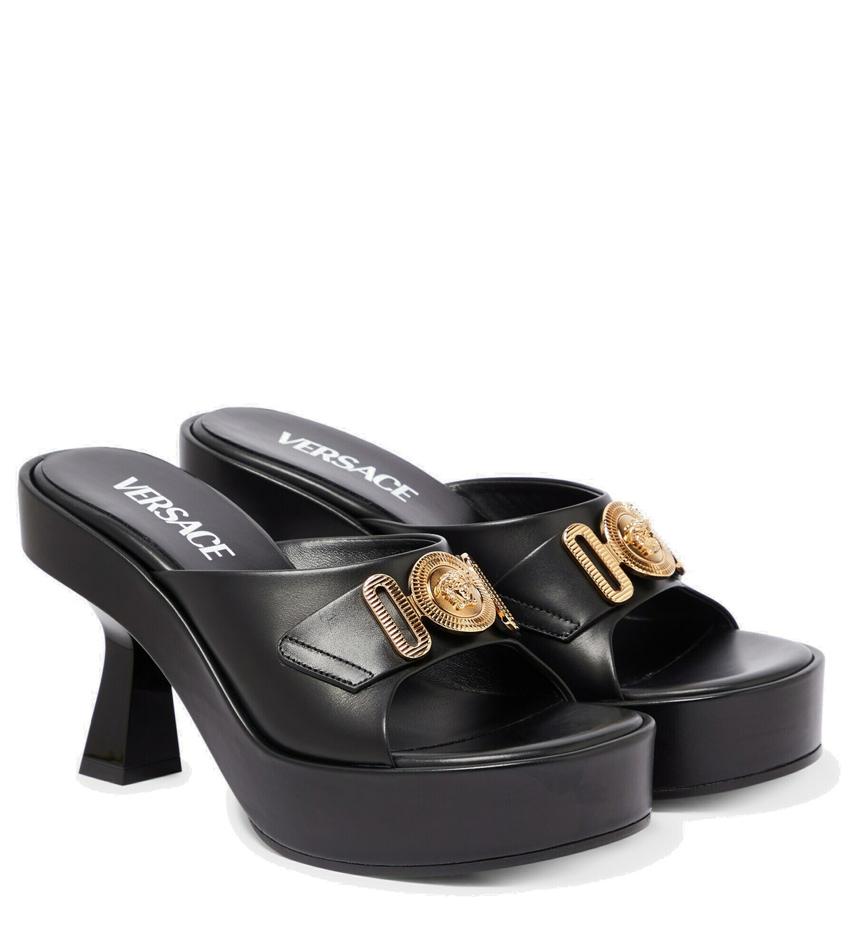 ★VERSACE★ Medusa Biggie Slide サンダル【関税送料込】 VIP価格♪ VERSACE Medusa Biggie Slide サンダル 関税送料無料