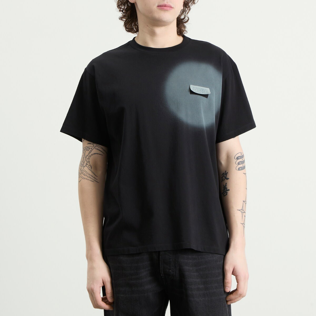 MM6 Maison Margiela Men's Spray Graphic T-Shirt in Black MM6