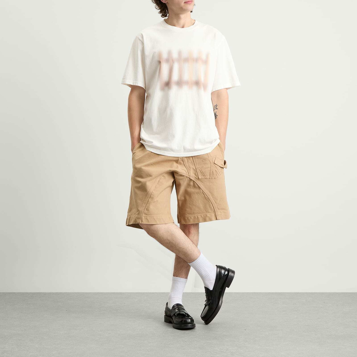 JW Anderson Men's Twisted Workwear Shorts in Flax JW Anderson
