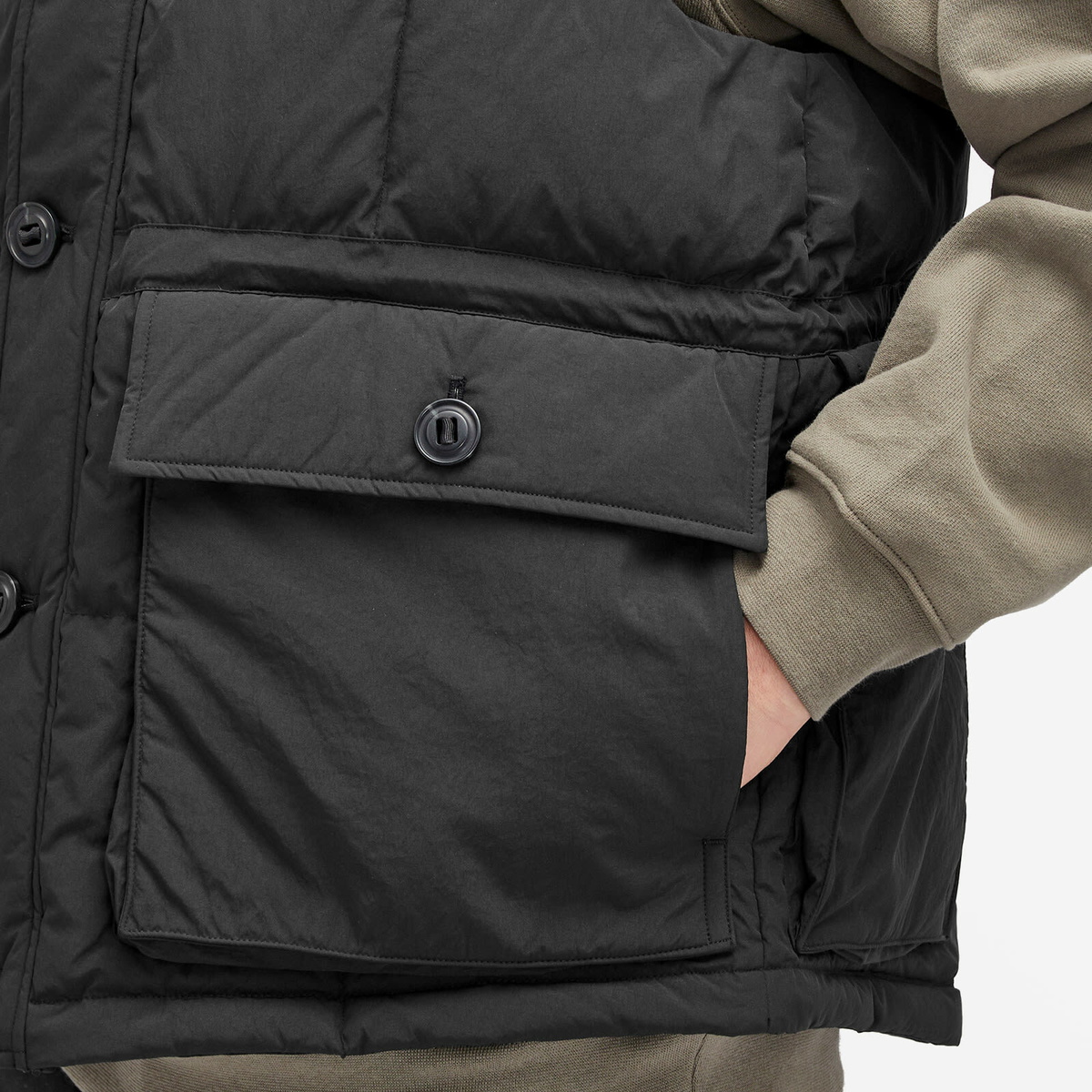 FrizmWORKS Men's Karokoram Down Vest in Black