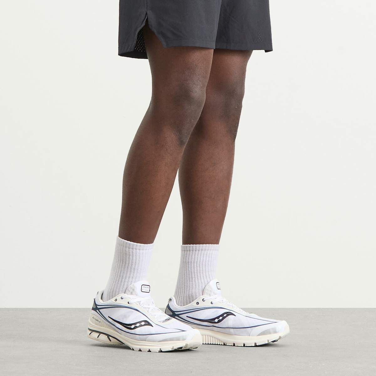 Saucony Men's Kinvara 1 Sneaker in White/Off White