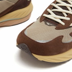 Mizuno Wave Rider Beta Sneakers in Vintage Khaki/Summer Sand/Chicory Coffee