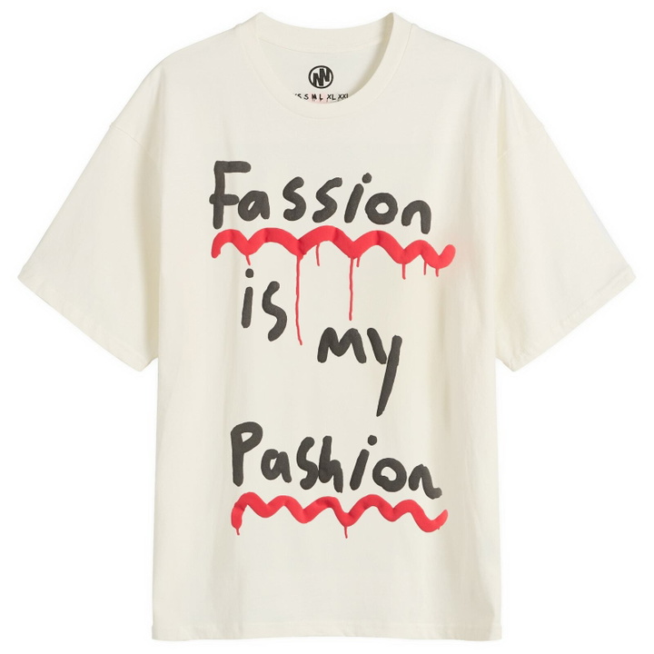 Photo: Navinder Nangla Fassion is my Pashion T-Shirt in White