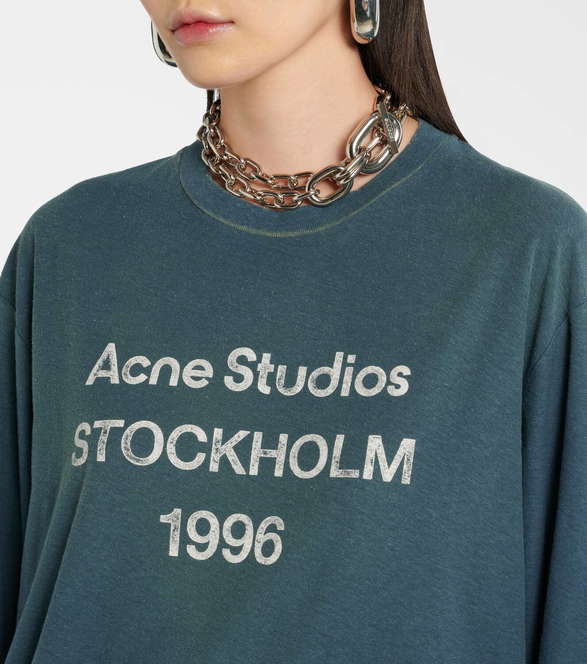 【Acne Studios】ロゴ distressedジャージTシャツ Acne Studios - Distressed logo t-shirt - Ice blue