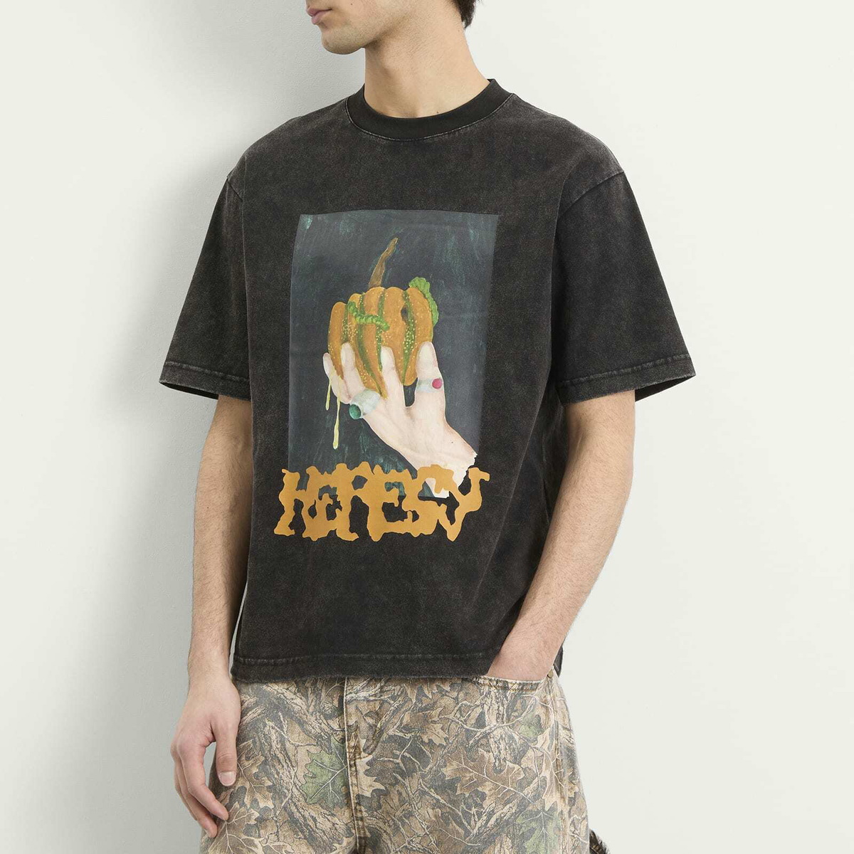 Heresy Men's Squash T-Shirt in Ash