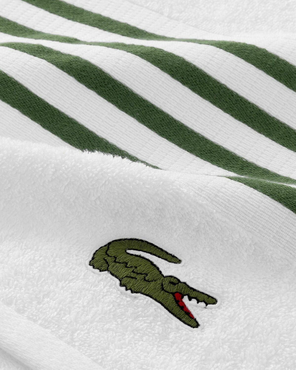 Lacoste Lcourtli Bath Towel 70 C Mx140 Cm White Home Deco