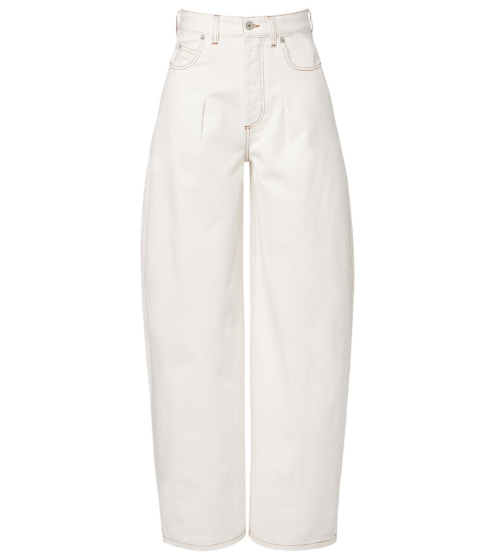 Photo: Jacquemus Ovalo De-Nîmes barrel-leg jeans