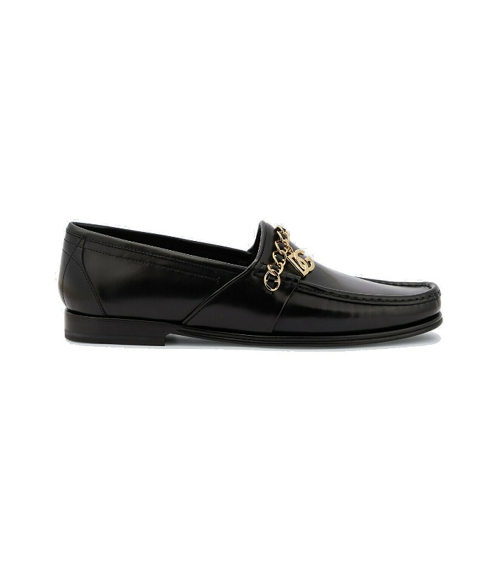 Photo: Dolce&Gabbana - DG chain-detail leather loafers