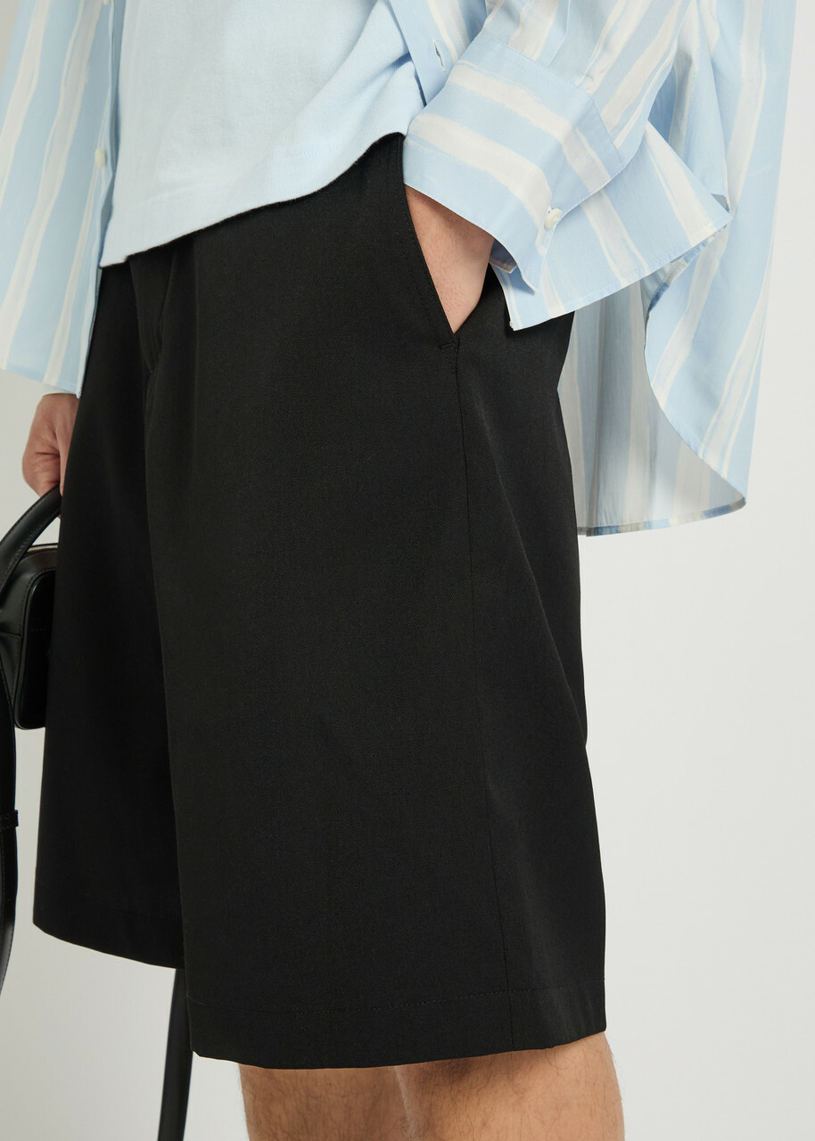 Jacquemus Le Short Camargue Wool Shorts Black