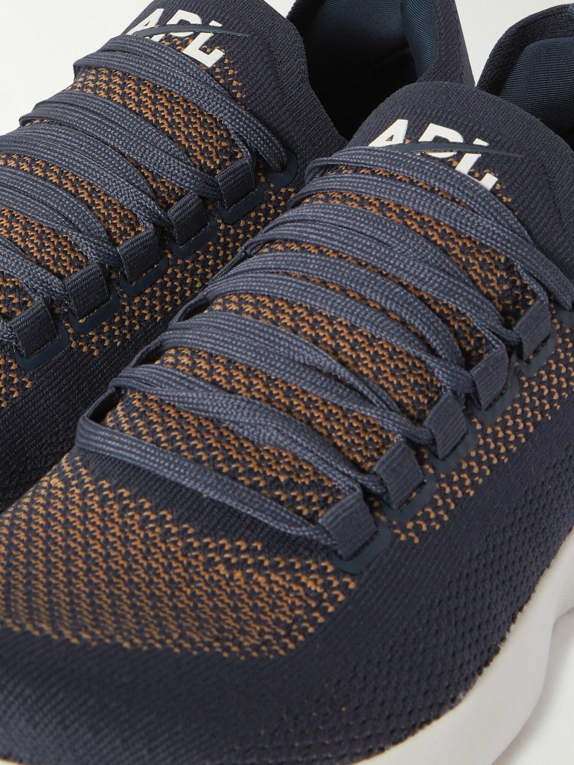 APL Athletic Propulsion Labs - Breeze TechLoom Running Sneakers - Blue ...