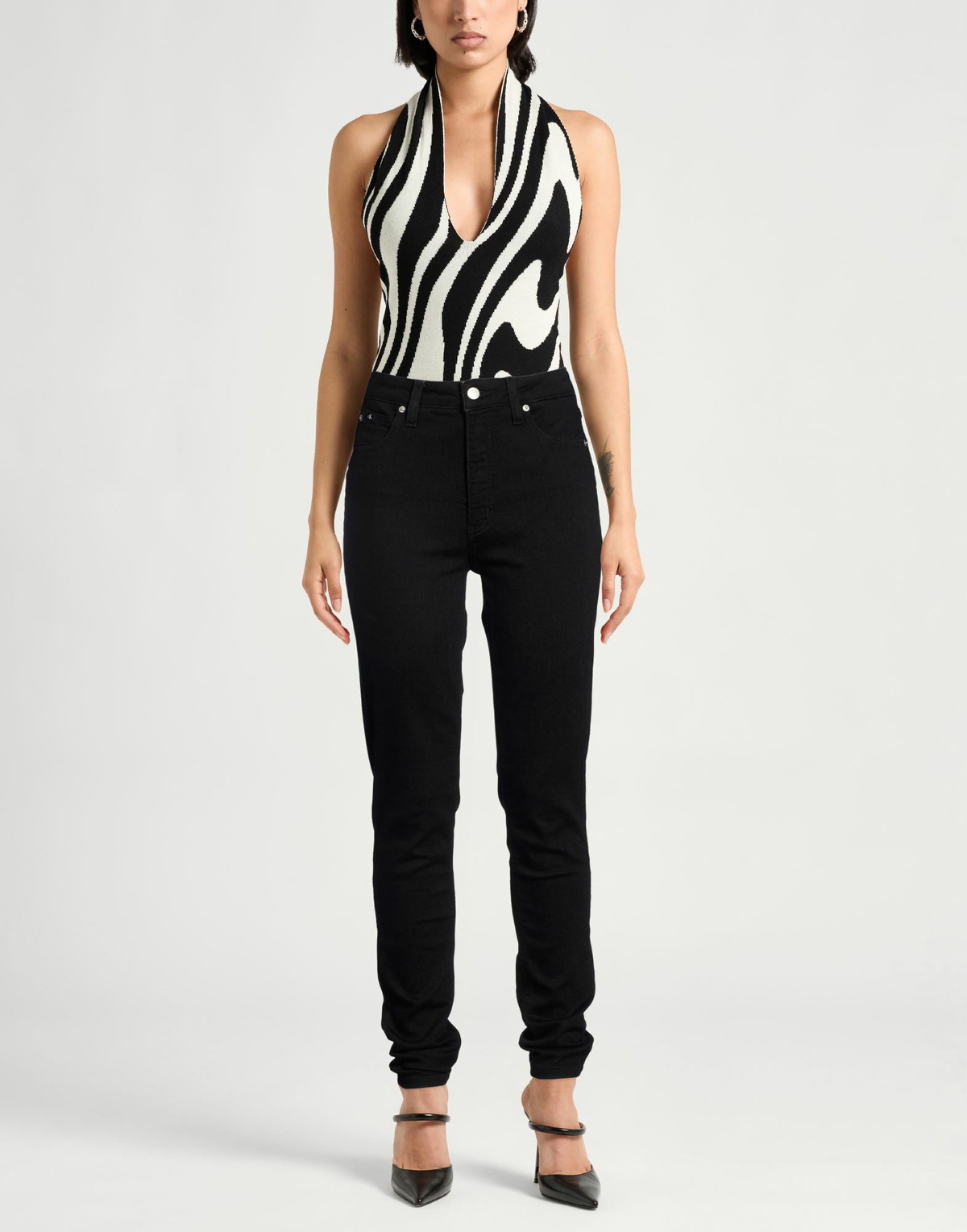 Calvin Klein Jeans Womens Jeans in Black
