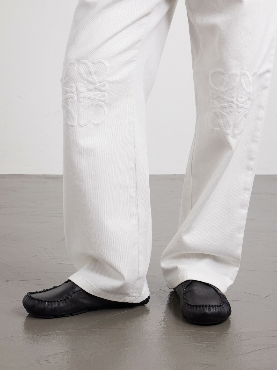 LOEWE - Wide-Leg Anagram-Embroidered Jeans - White