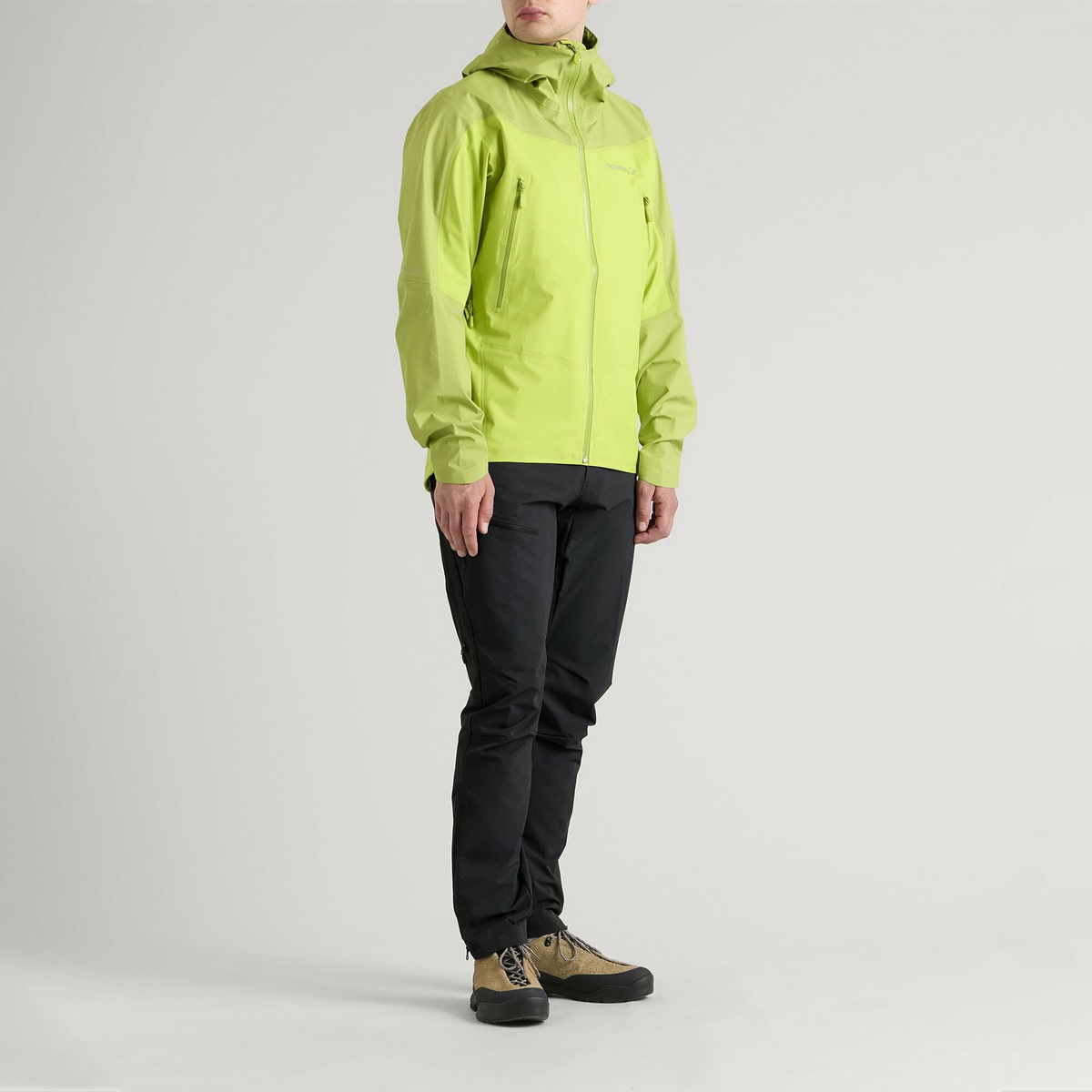 Norrona Men's Falketind Flex1 Trousers in Caviar Black